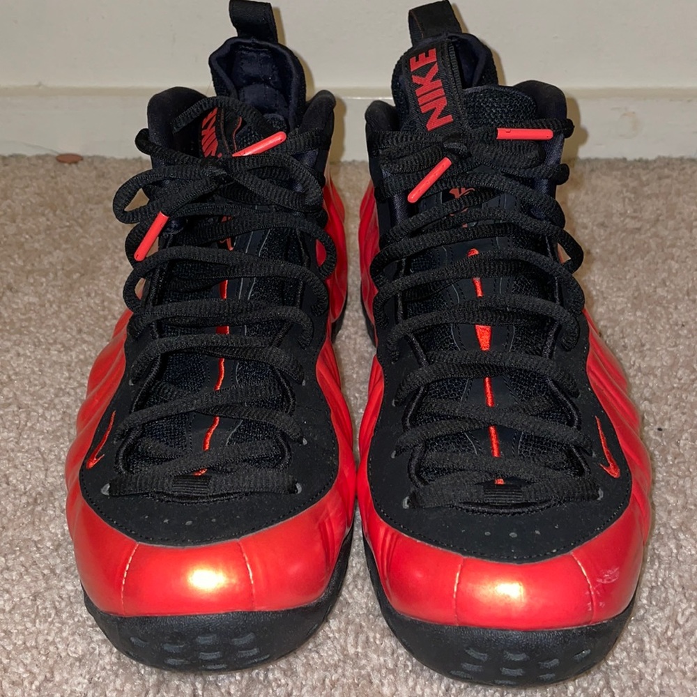 men's nike foamposite size 10